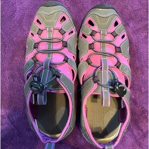 Women’s Sandals